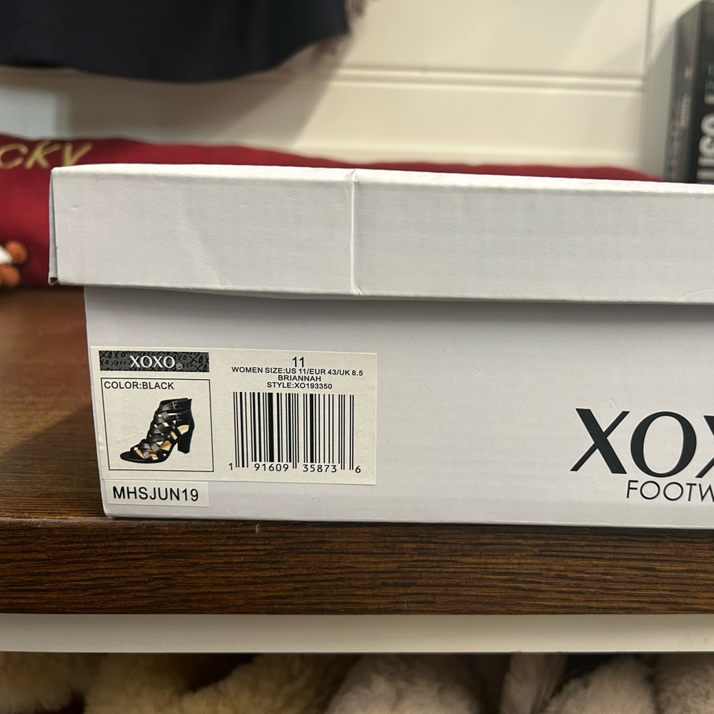 XOXO Elegant Black Heels